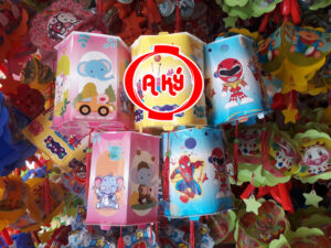 Lồng đèn nhưa lục giác